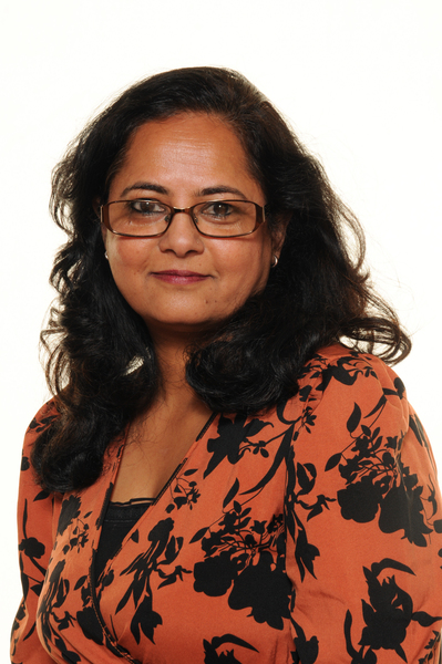 Mrs P Ladva